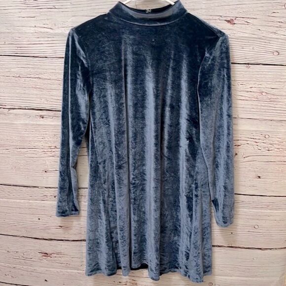 Forever 21 Blue Velvet Long Sleeve Mini Dress - Picture 1 of 6